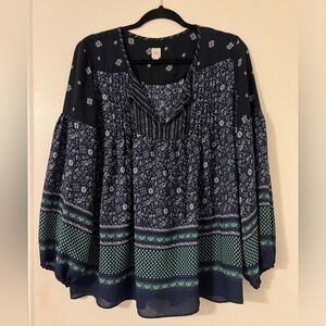 Vintage GAP size large flowy shirt with amazing sleeves